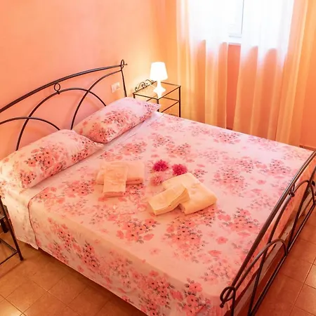 Celestina Apartament *